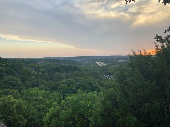 Photo - 9525 N Capital of Texas Hwy Unidad 331