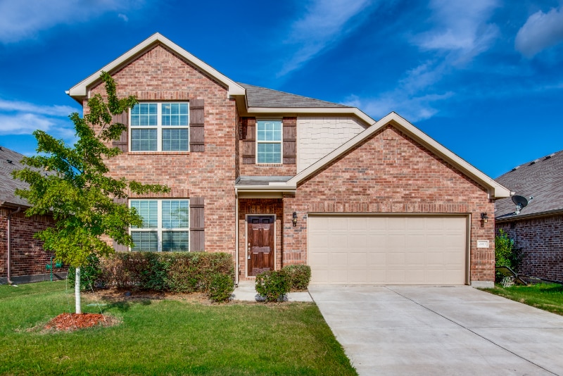Photo - 2813 Castle Creek Dr