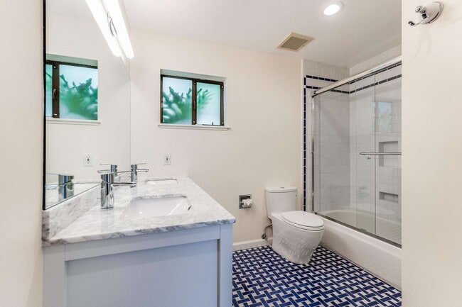 Photo - Strawberry Waterfront Residence