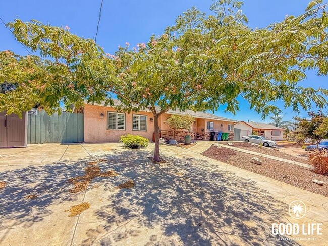 Photo - 9719 Castaic Ct