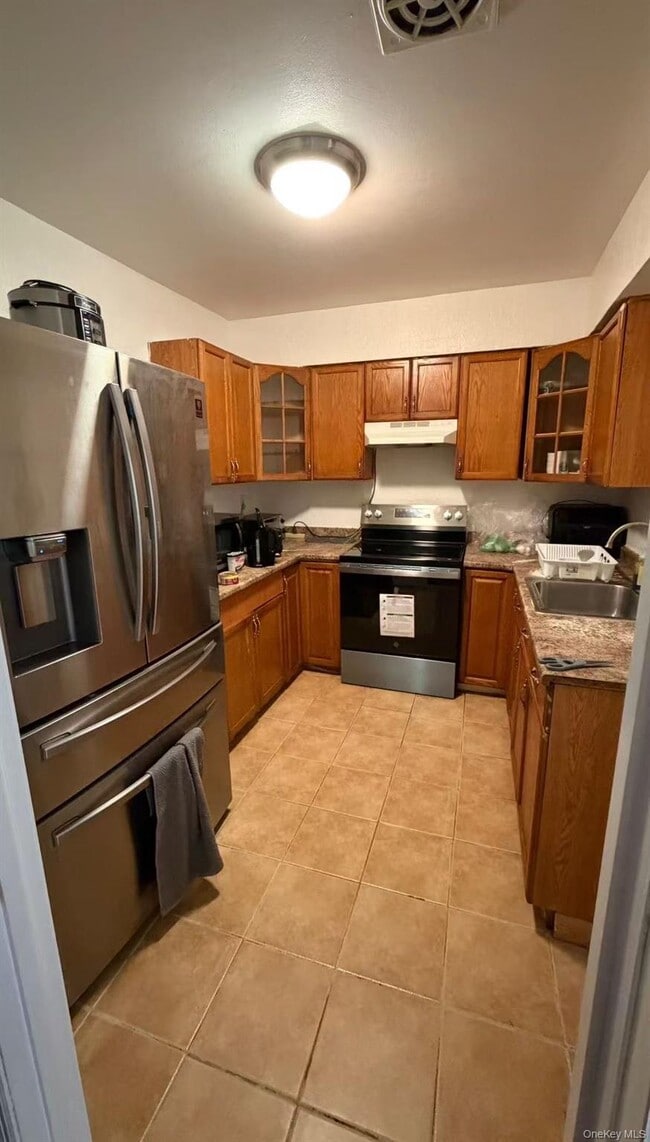 Photo - 25-66 127th St