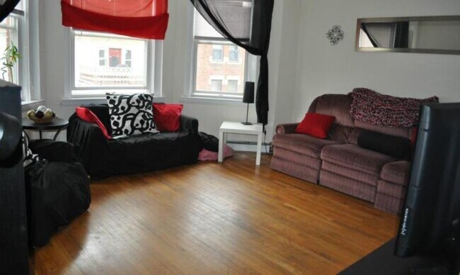 Photo - 39 Chester St Unit 4