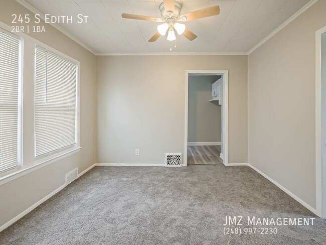 Photo - 245 S Edith St