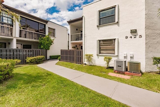 Photo - 9425 Fontainebleau Blvd Unit 202