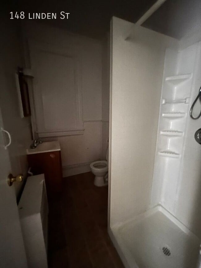 Photo - 148 Linden St