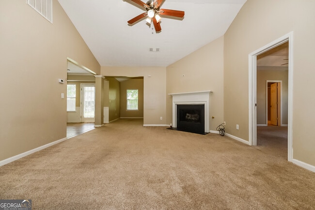 Photo - 437 Summer Hill Cir