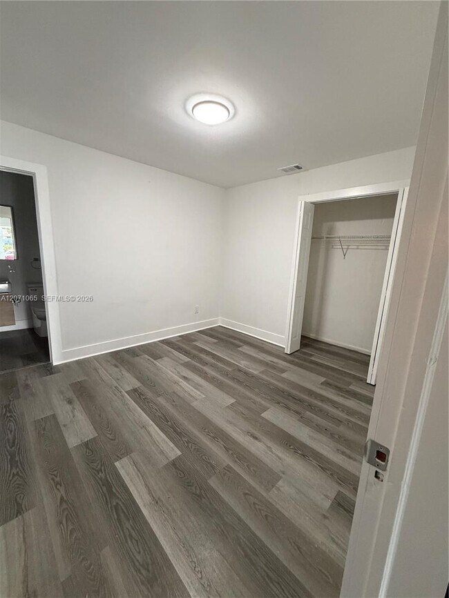 Photo - 706 S F St Unidad N