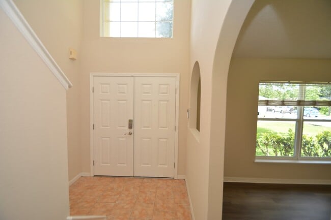 Photo - Spacious 4-Bedroom Retreat with Modern Comforts