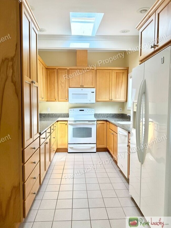 1211 147th Ave SE