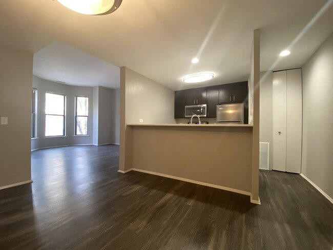 Kitchen with built in microwave and a pantry - 1732 North Halsted