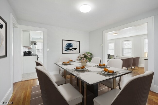 Photo - 23 Meeker Pl