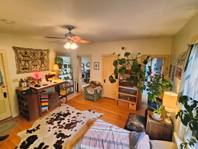 Photo - 228 E 8th St Unit 228 Sanborn #3