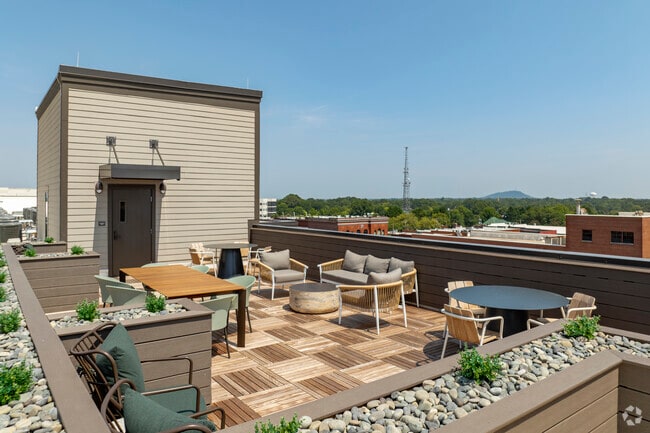 Roof Top - Center City Crossing Apartments