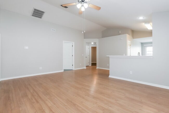 2619 Golden Antler Ln