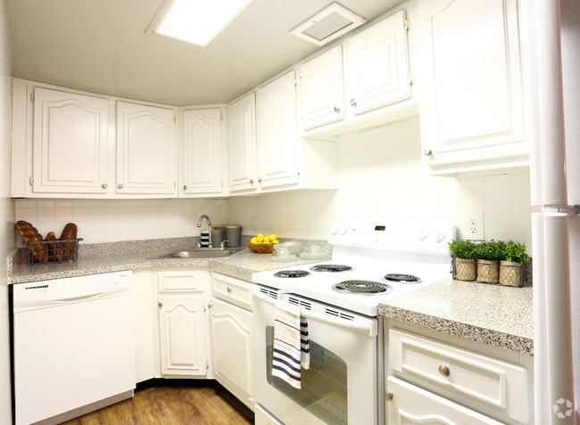 Photo - Regency Park