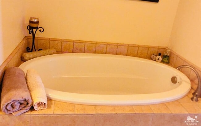 Photo - 45245 Seeley Dr Unit 16a