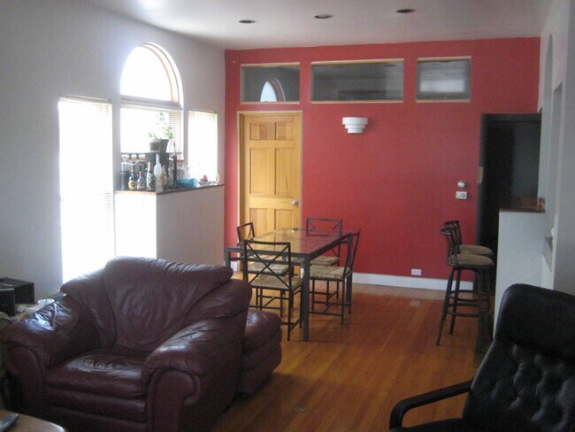 Dining Room - 1453 W Belmont Ave Apartments Unit 1
