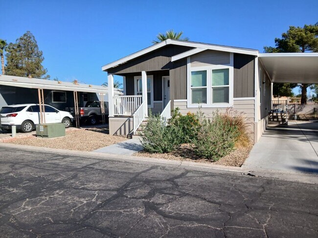 Photo - 5303 E Twain Ave