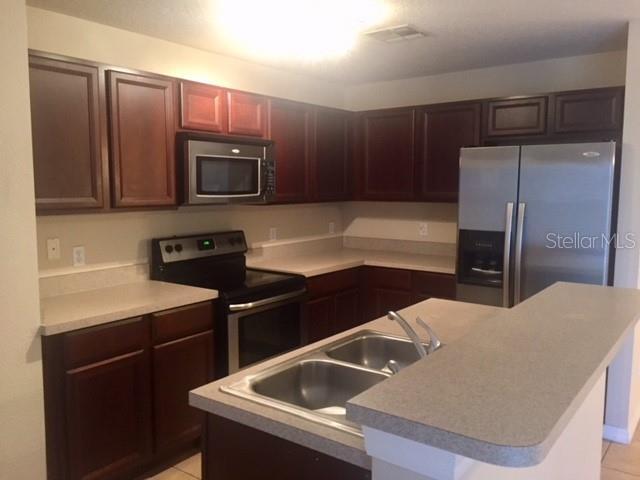 Photo - 322 Artisan St