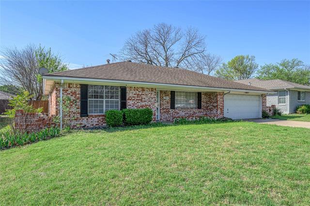 Photo - 403 Daisy Dr