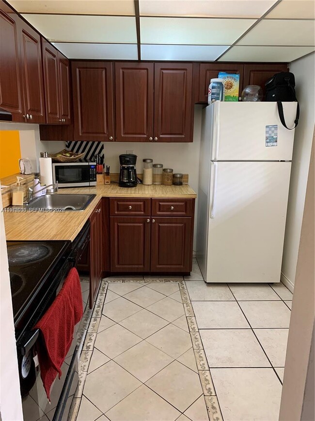 Photo - 8075 SW 107th Ave Unit 304