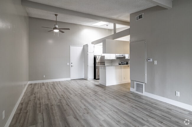 1BR, 1BA - 750SF - Living Room - The Arbors Santa Ana