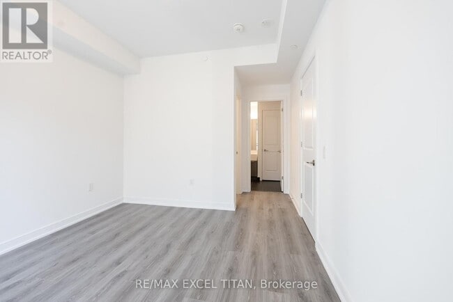 Photo - 25 Neighbourhood Ln. Unit 208