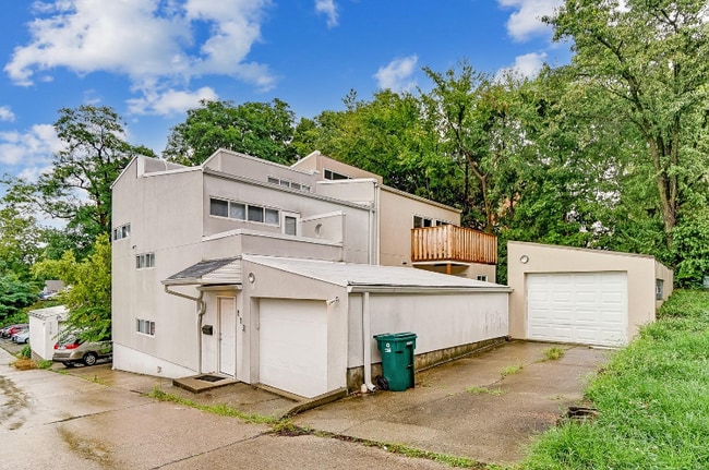 Photo - 114 E Corry St