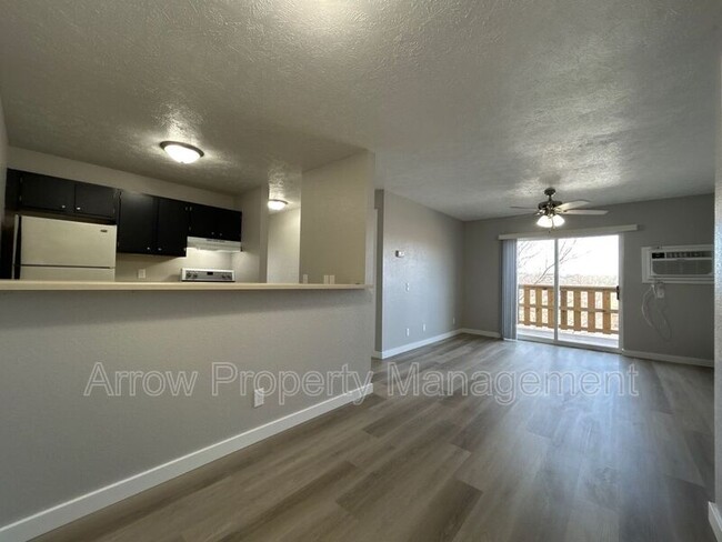 Photo - 940 27th St Condo Unit 18