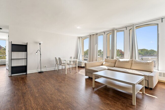 Photo - 1450 E 55th Pl Unit 530s-APT 530S