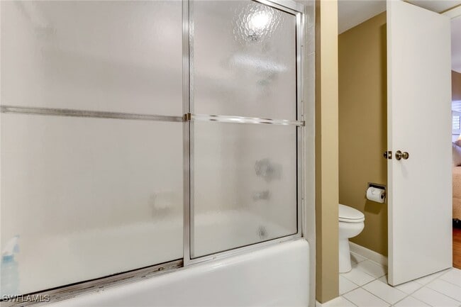 Photo - 4811 S Landings Dr Unit 202