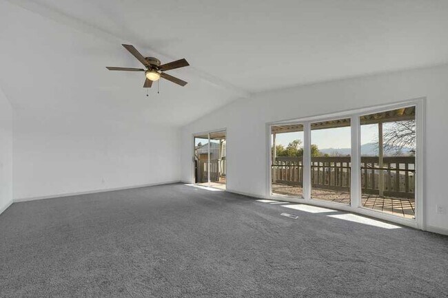 Photo - 5604 Heritage Dr