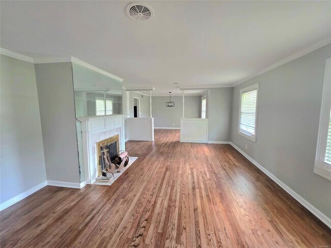 Photo - 2663 Ashlawn Dr