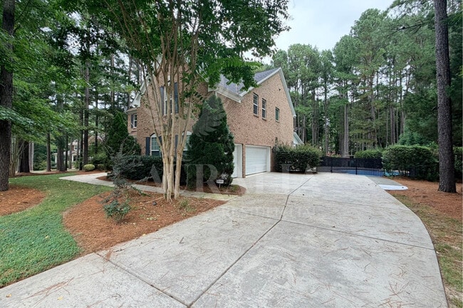 5604 Pine Rock Ct