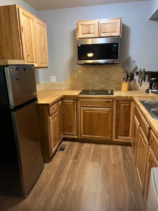 Photo - 1345 E Brant Cir Unit Studio apartment