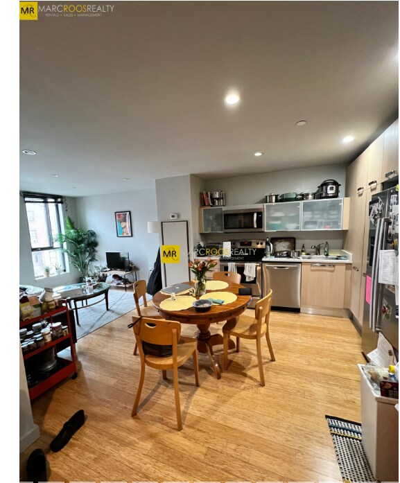 Photo - 691 Massachusetts Ave