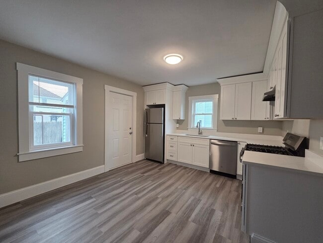 Photo - 37 Quincy St