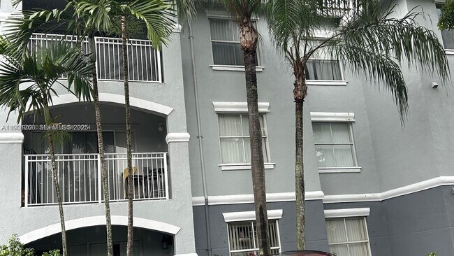Photo - 155 SW 96th Terrace Unidad 2201