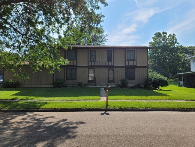 Photo - 1423 Smithfield Ave