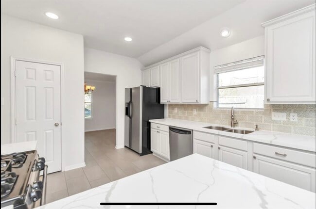 Photo - 20911 Sage Laurel Ln