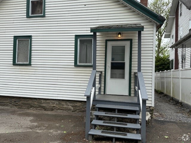 Building Photo - 13 Church St Rental