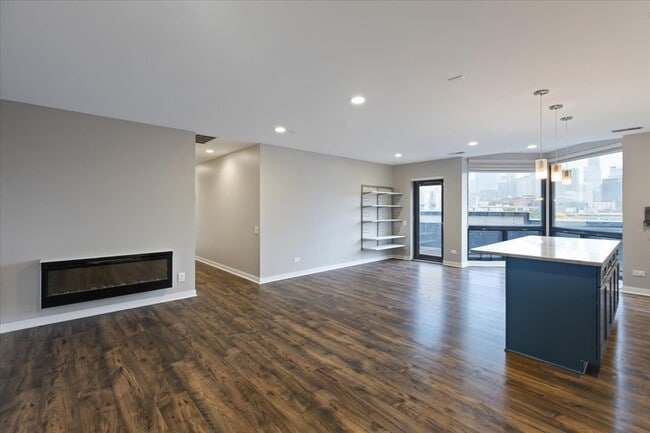 Photo - 222 S Racine Ave Unit 408