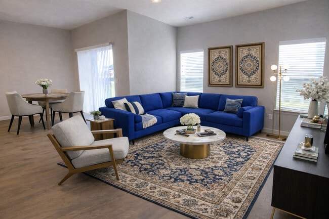 Building Photo - West Meadows Villas