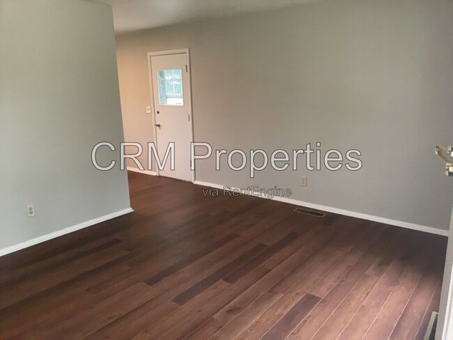 Photo - 700 Maumee Dr