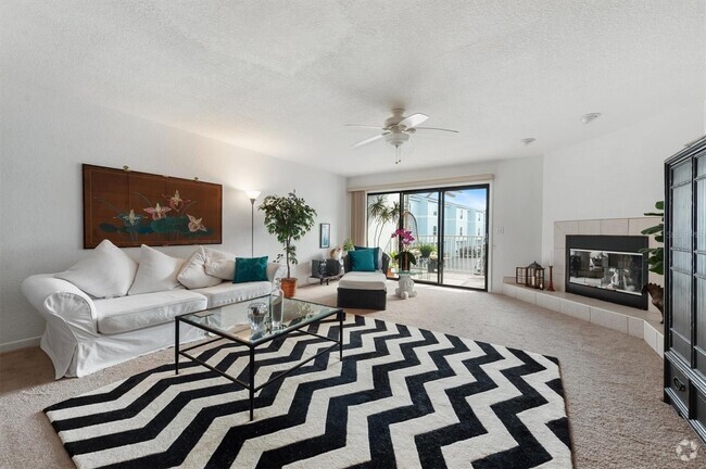 Building Photo - 745 Pinellas Bayway S Rental