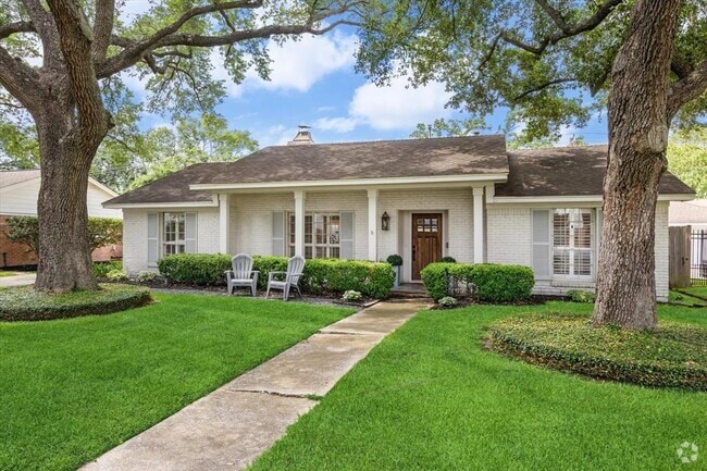 Building Photo - 7810 Pagewood Ln Rental