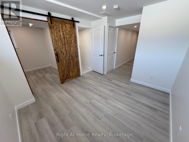 Photo - 237 Benninger Dr