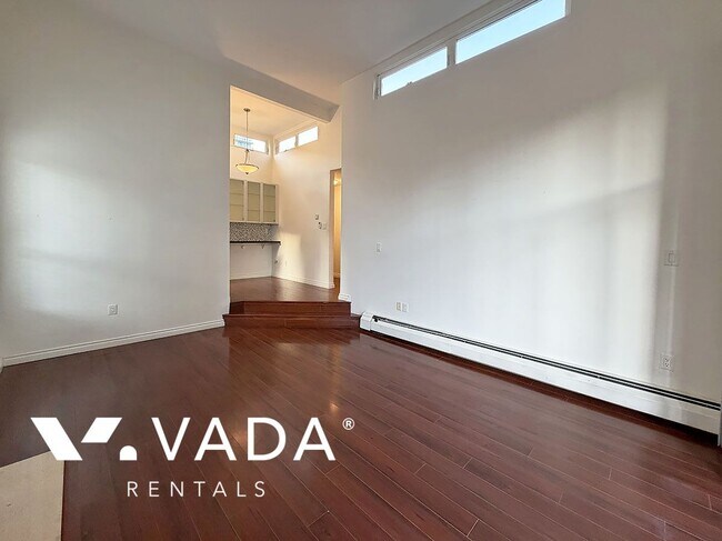 Photo - The Westport 1 Bedroom Apartment For Rent PH5-1435 Nelson Street Vancouver: VADAPM.com Unit PH5