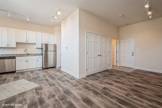 Photo - 9101 S Beverly Blvd Unit A