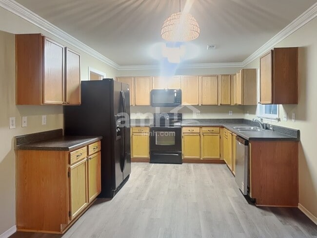 1717 Cabarrus Crossing Dr
